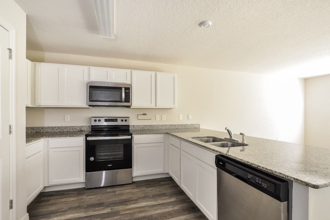 28 Pitt Ln - Photo 6 of 14