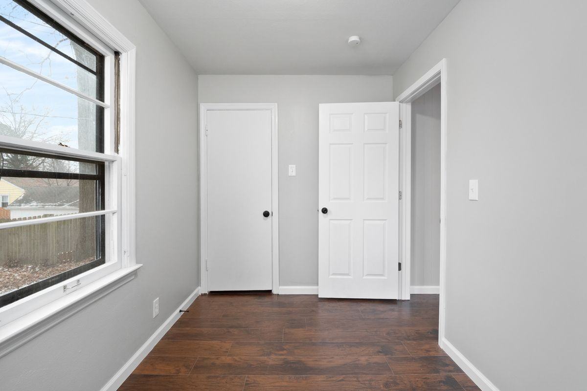 3102 Saint Myron Ln - Photo 2 of 10