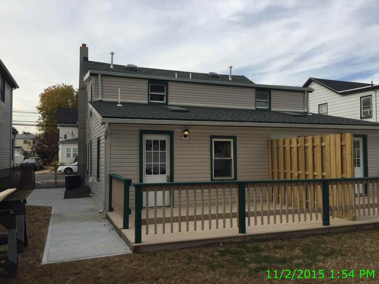 287 Raritan St - Photo 2 of 13