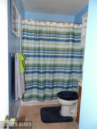 13759 Langley Ct - Photo 3 of 22