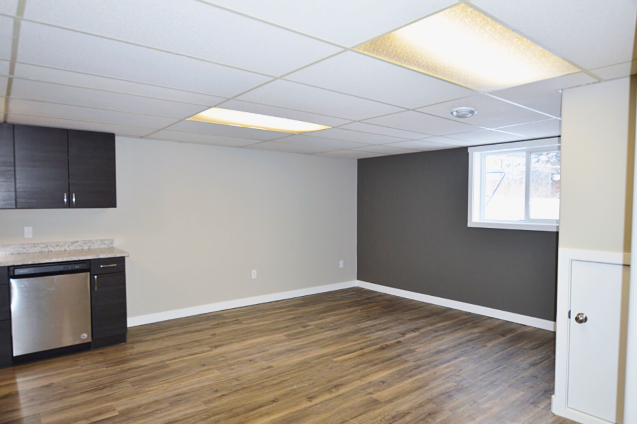 9218A 94a Ave - Photo 2 of 8