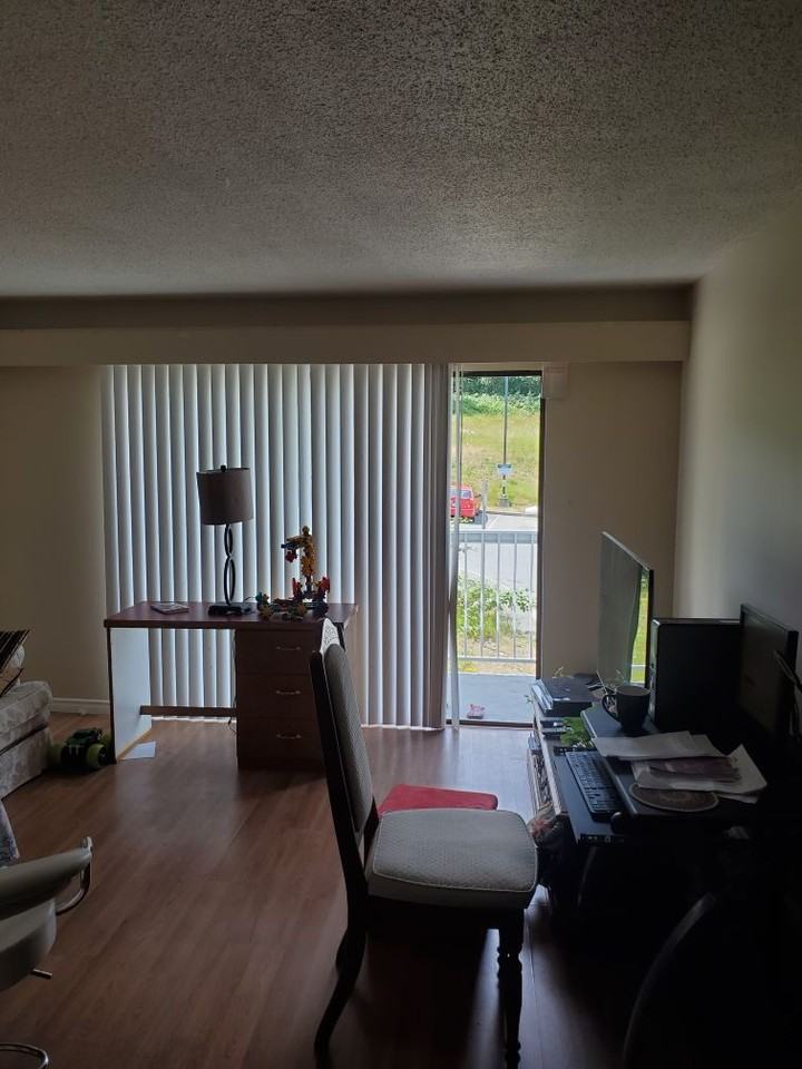 1595 D7 1595 Boundary Crescent #D7 - Photo 6 of 17