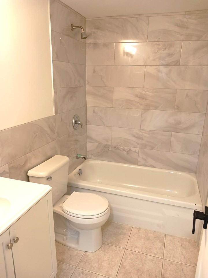 3460 Keele Street - Photo 6 of 10