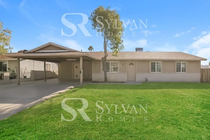 8533 W Fairmount Ave - Photo 2 of 16