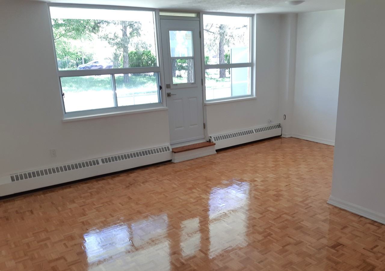 3460 Keele Street - Photo 3 of 10