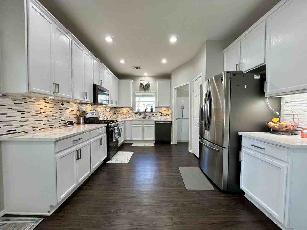 313 Lava Bed Dr #NA - Photo 4 of 34