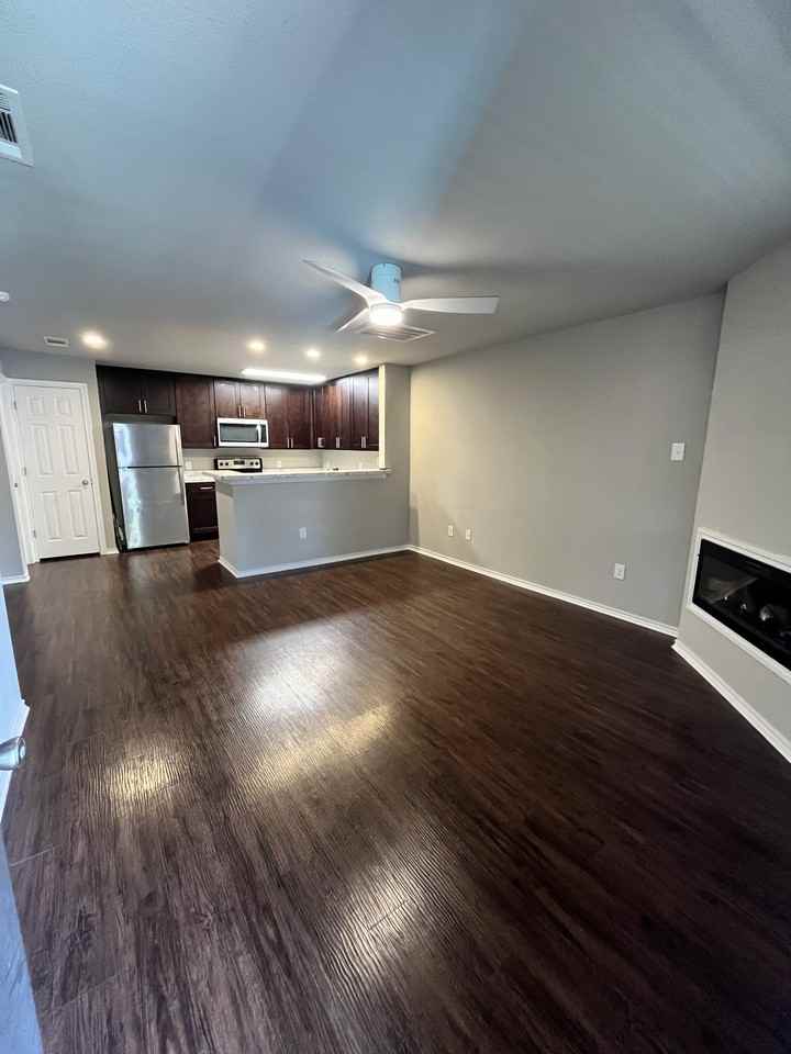 6108 Abrams Rd #517 - Photo 2 of 10
