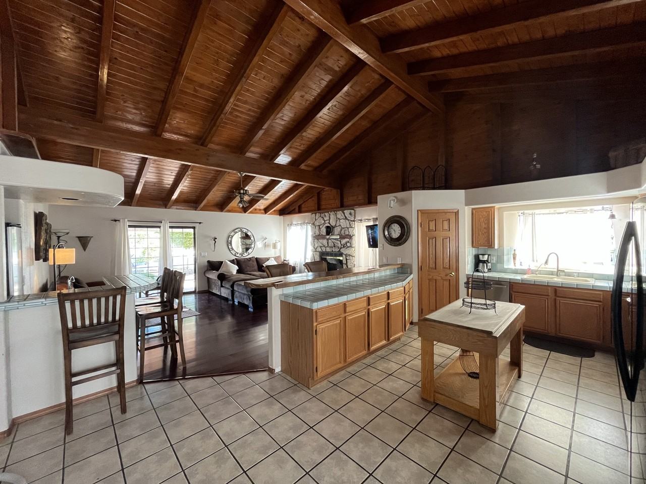 2760 Inverness Dr #NA - Photo 3 of 16