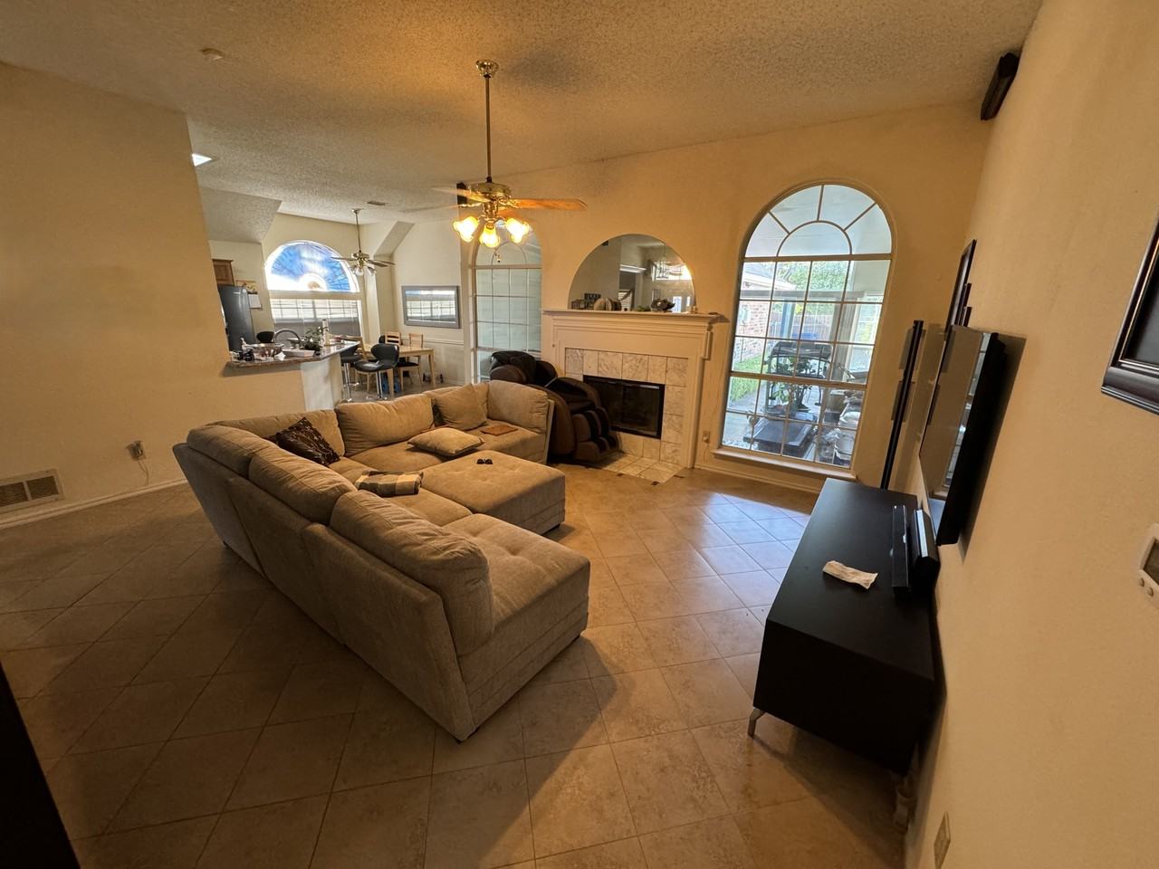 2301 Woodglen Dr #NA - Photo 3 of 9