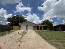 4604 Se Mieling Dr #NA - Photo 1 of 1