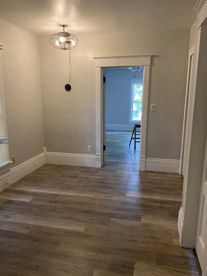 122 S Parkview St #NA - Photo 3 of 11