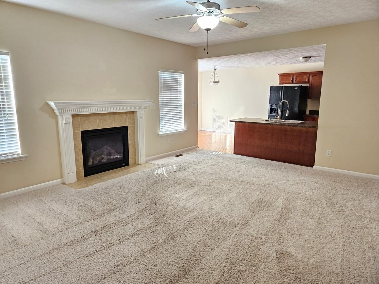 403 Persimmon Dr #NA - Photo 7 of 20