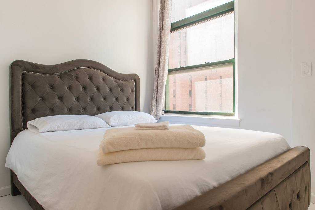 90 West St #21W - Photo 4 of 7