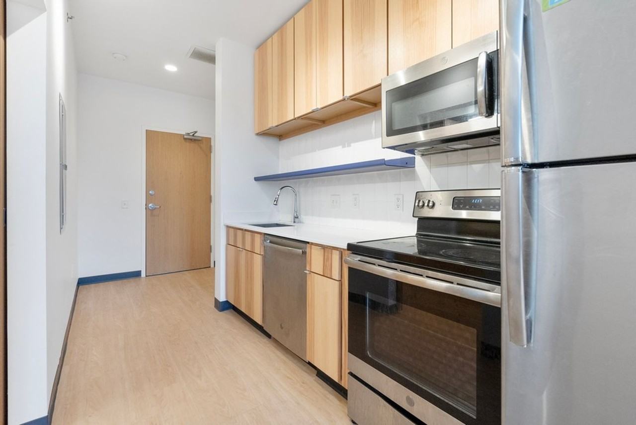 State Street Riverfront - Photo 7 of 48