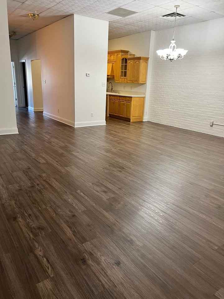 2305 West Franklin - Photo 2 of 18