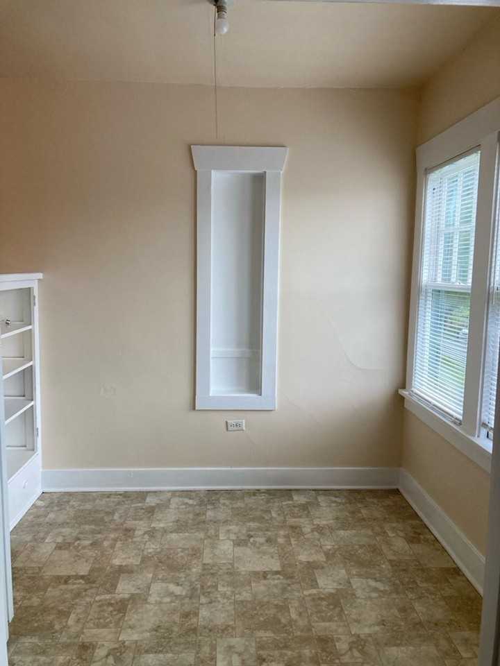 Virginia Apartments - Photo 7 of 20