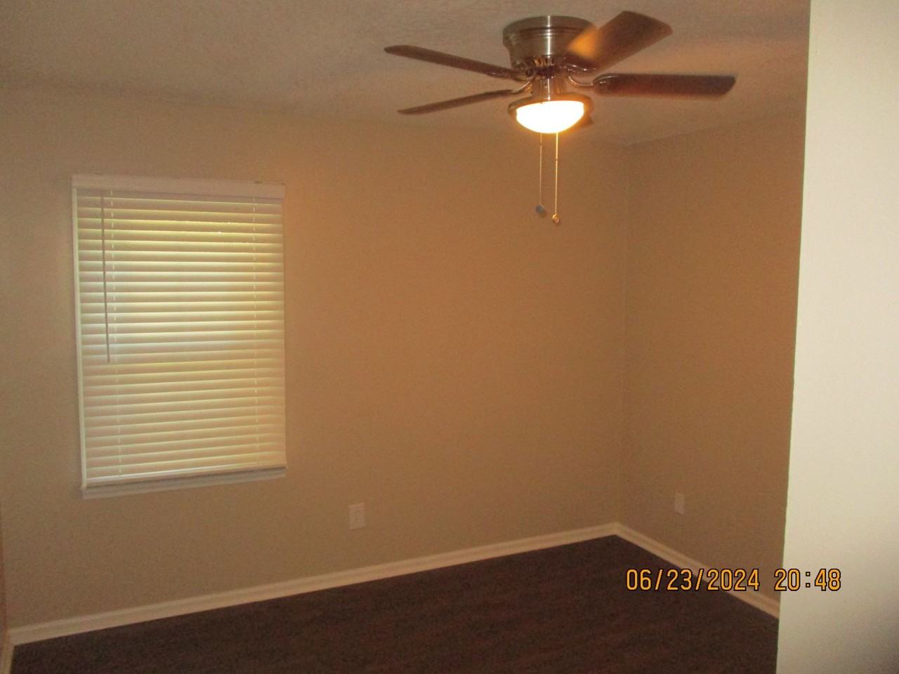 1903 Elkhorn Ln Apt B - Photo 6 of 8