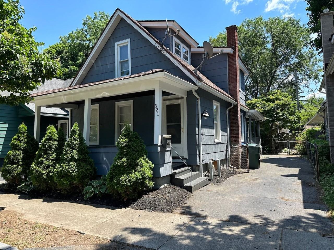 521 Caroline St - Photo 2 of 20