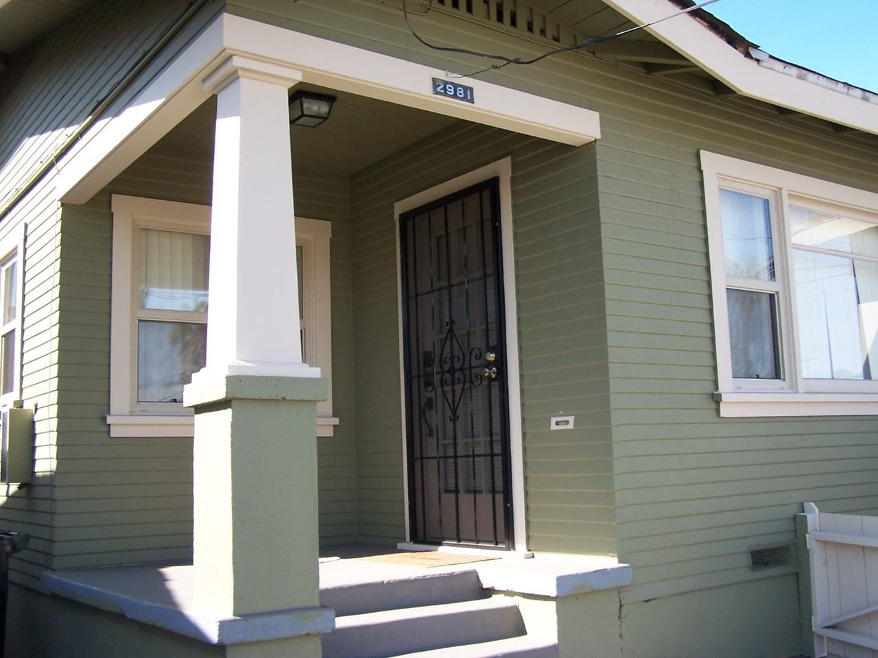 2979-85 REDWOOD STREET - Photo 2 of 19