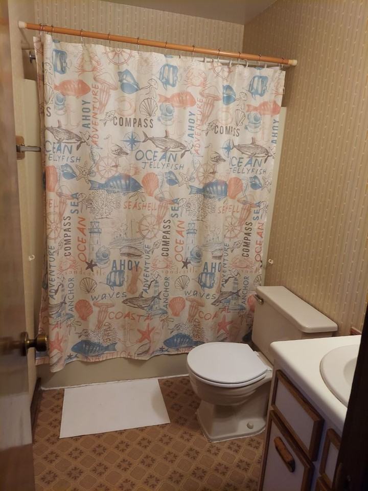 318 Washington St #D - Photo 6 of 10