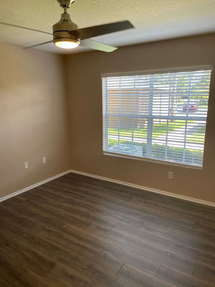 1820 Long Iron Dr #503 - Photo 5 of 16