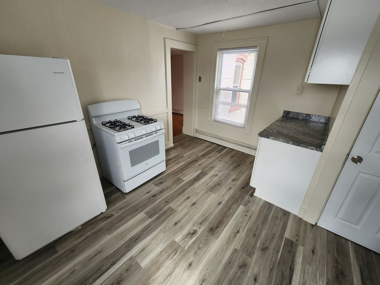 21-23 Summer St - Photo 5 of 32