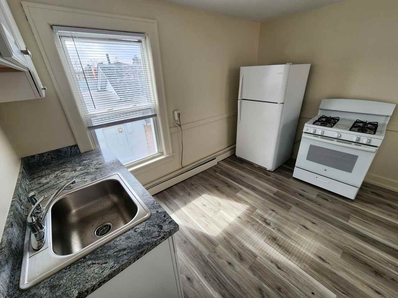 21-23 Summer St - Photo 6 of 32