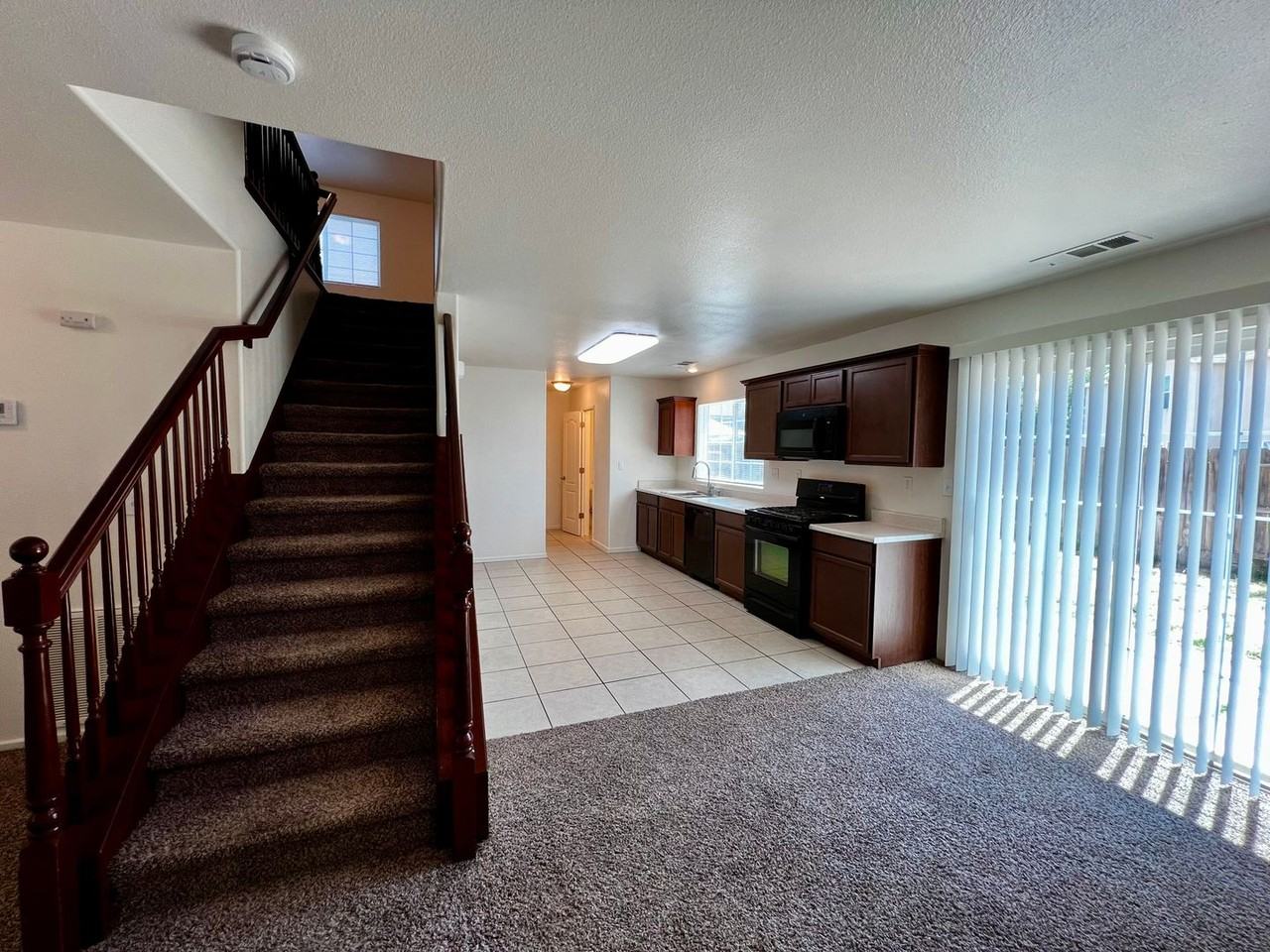 1230 Sunup Dr - Photo 6 of 42