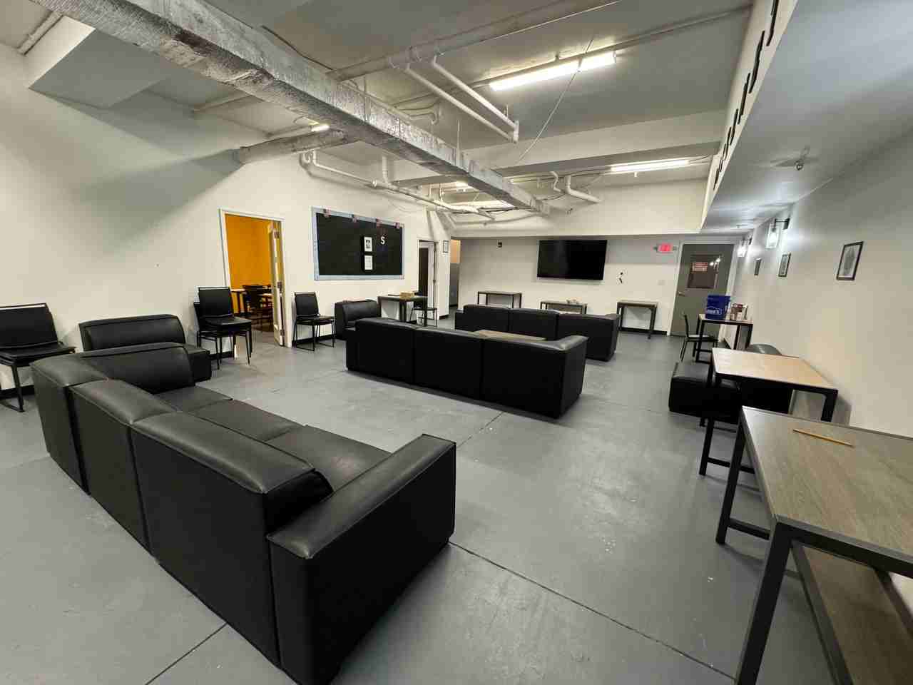 Owl's Nest - Photo 2 of 24