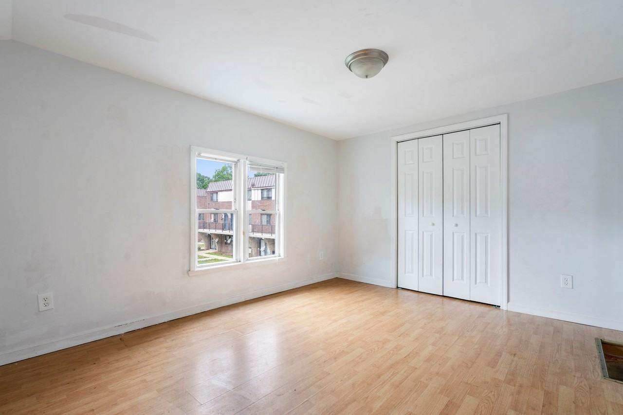 12 Kensington St - Photo 4 of 6