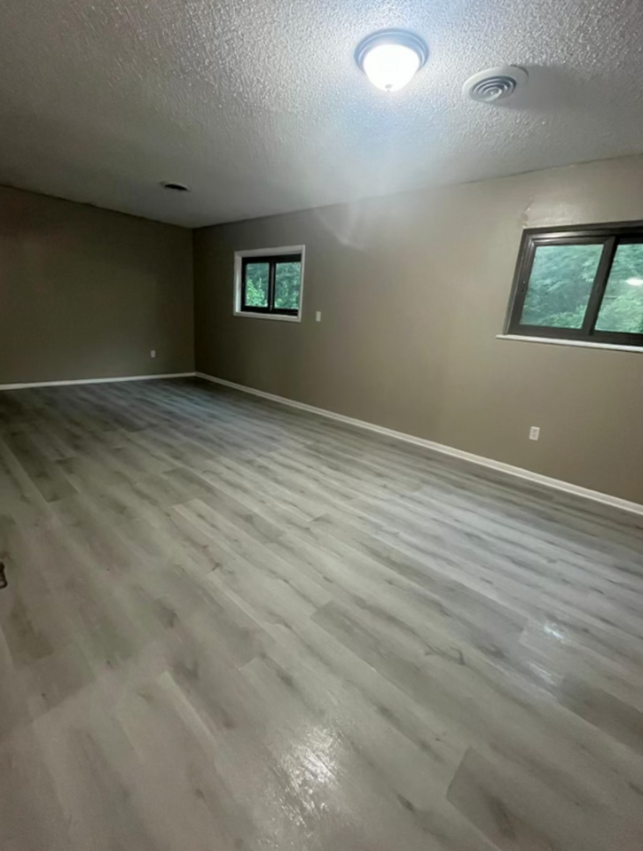 3421 Ne 33rd Cir - Photo 3 of 10