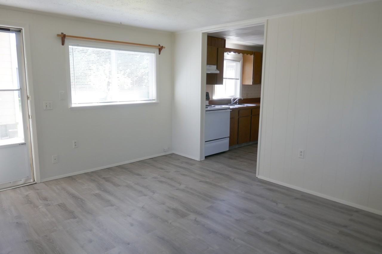 171 Sw Birch Ave - Photo 3 of 8