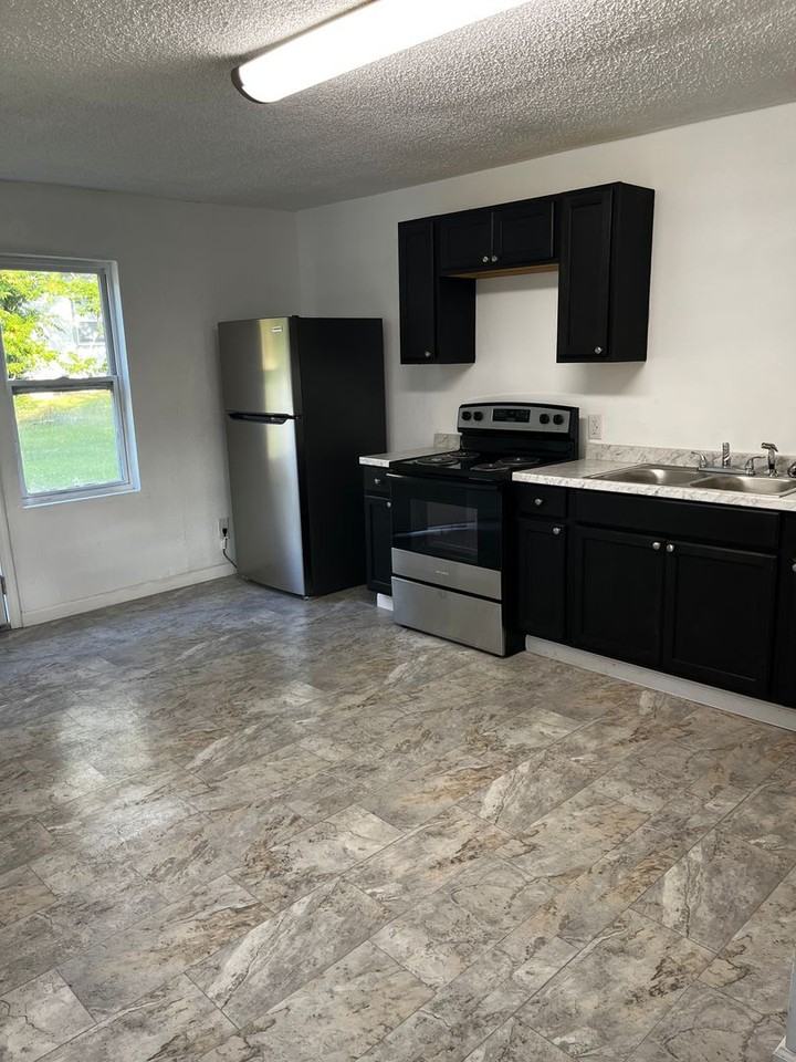 520 South Scenic Avenue #101 - Photo 2 of 6