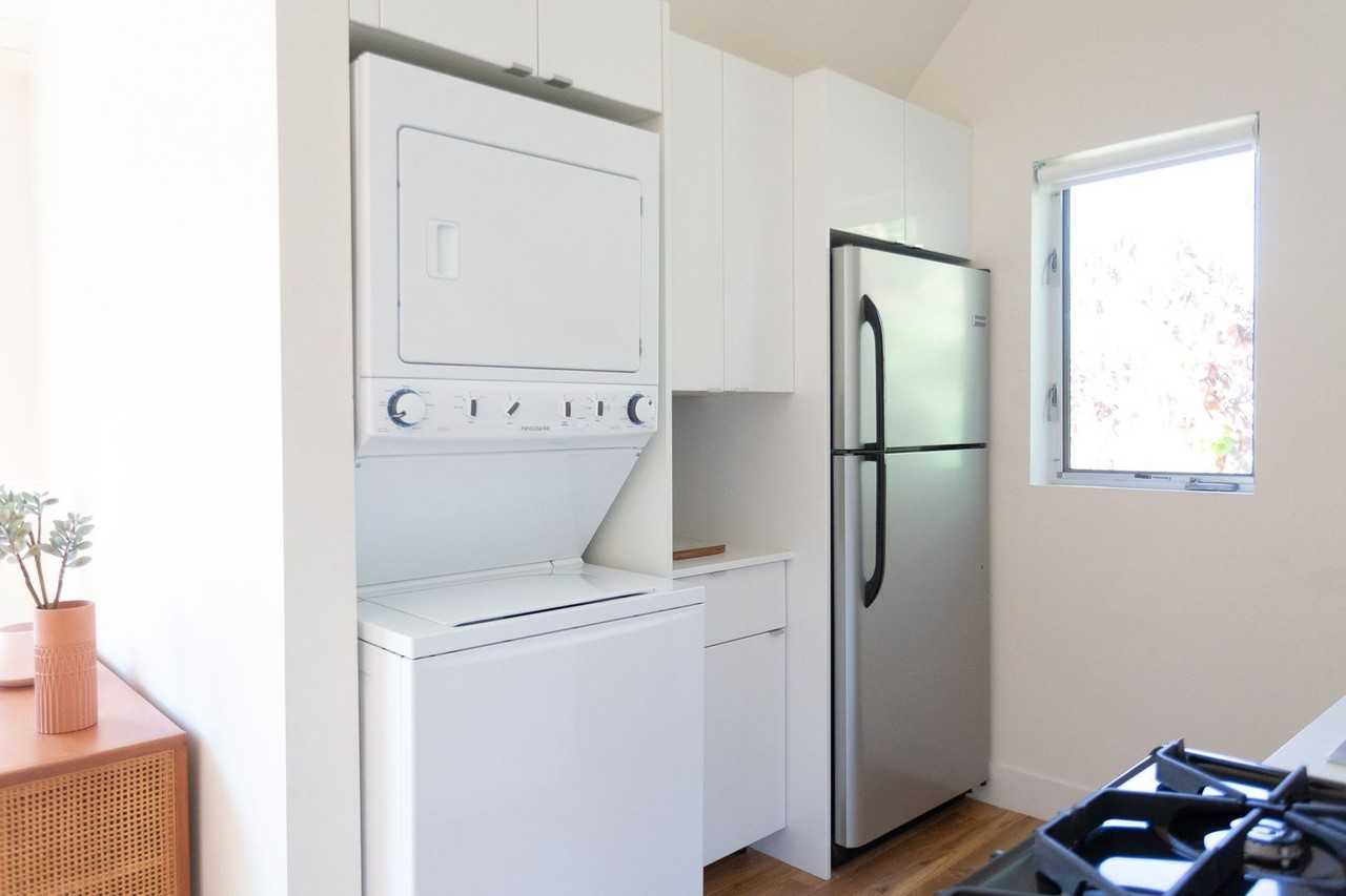 421 N. AVE 50 - Photo 2 of 50