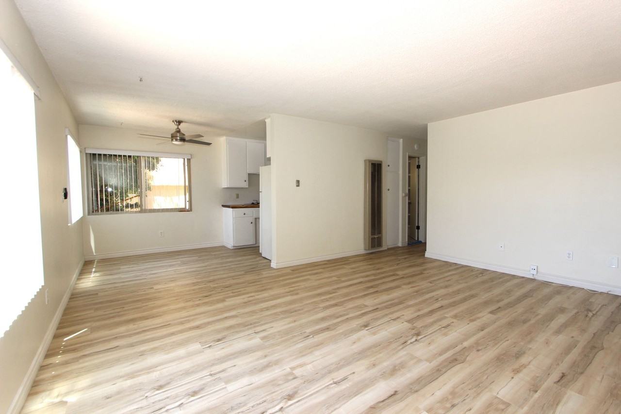 5254 La Jolla Mesa Dr - Photo 3 of 14
