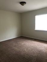 212 E Cadbury Dr - Photo 1 of 1