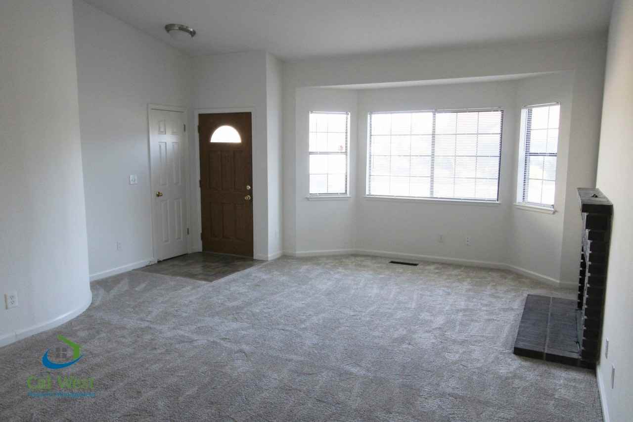 175 Sanchez Dr - Photo 2 of 24