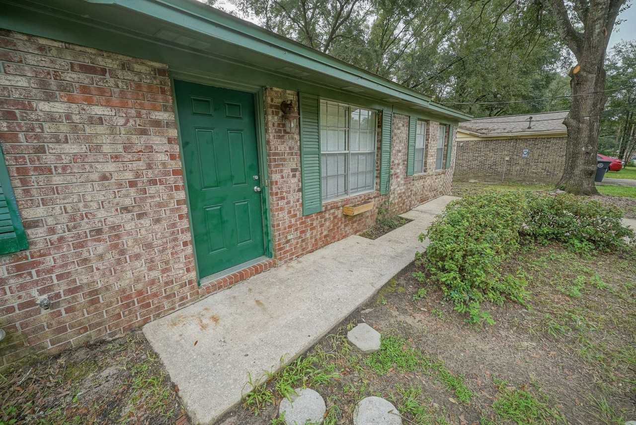 5641 Old Hickory Ln - Photo 3 of 38