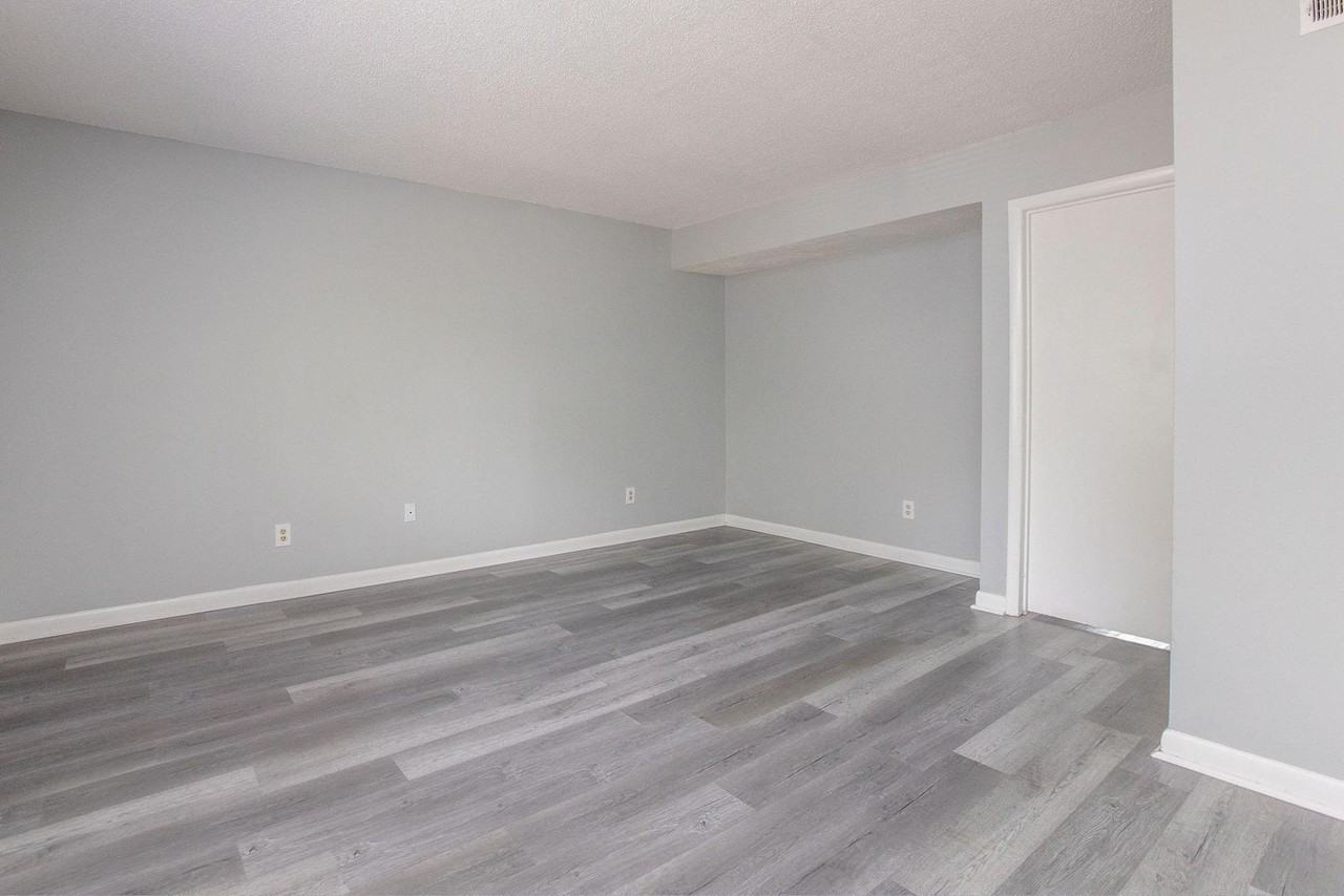 Oakley Grove Townhomes - Photo 7 of 49