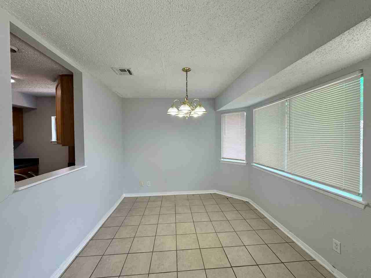 6604 Spring Hurst 6604 - Photo 5 of 24