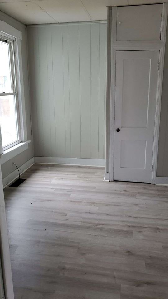 152 Nassau St - Photo 2 of 9