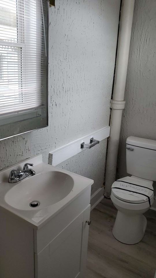 152 Nassau St - Photo 7 of 9