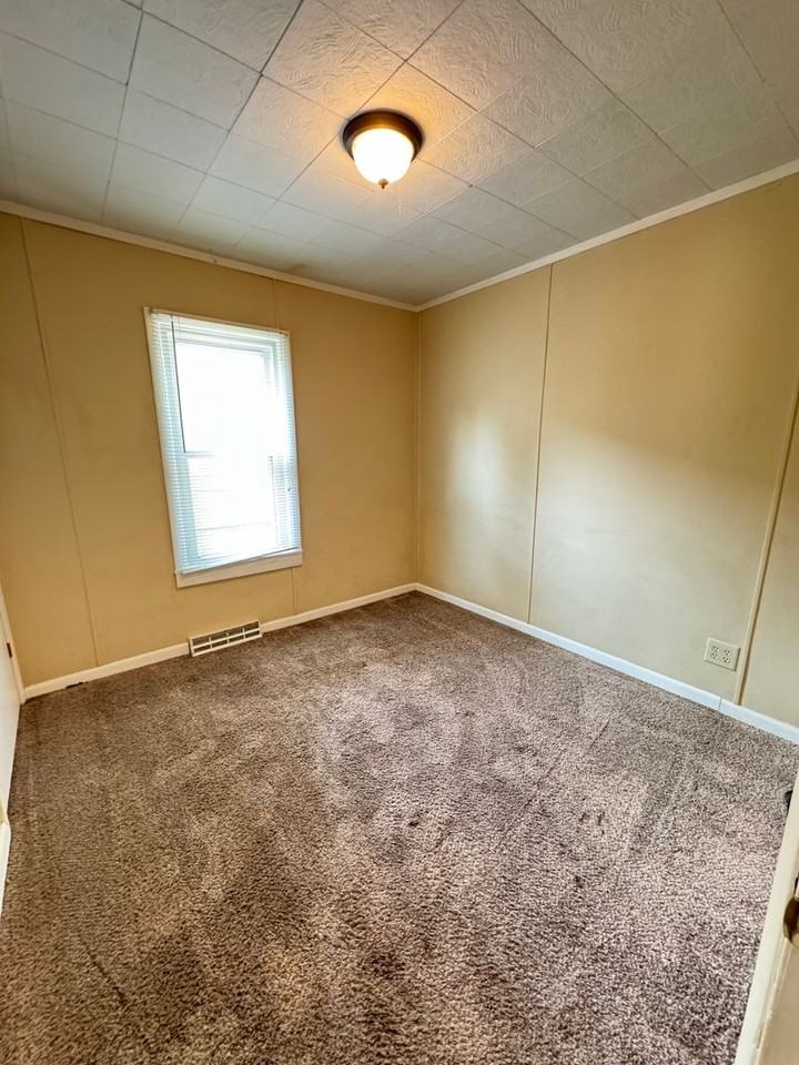 513 S 34th St - Photo 6 of 13