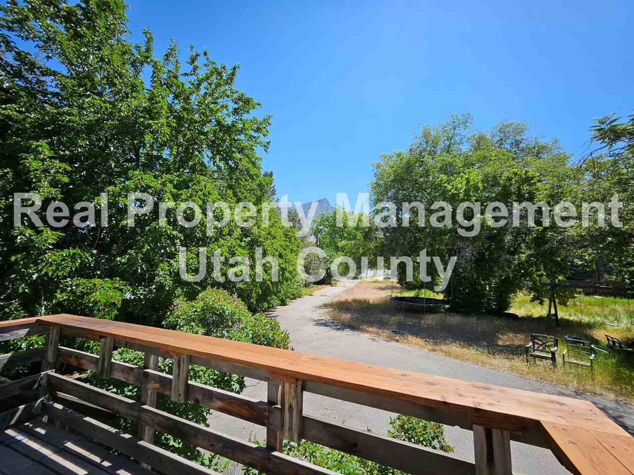 1985 N 360 E - Photo 3 of 15