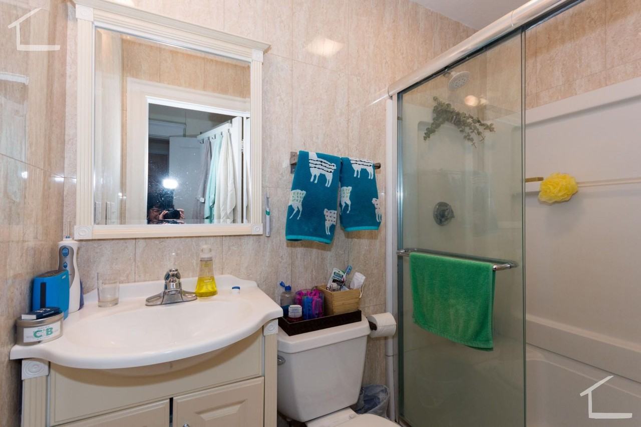 78 Babcock Street - Photo 7 of 9