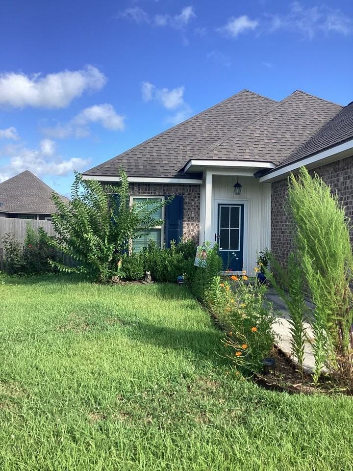 181 Colony Station St - Photo 2 of 39