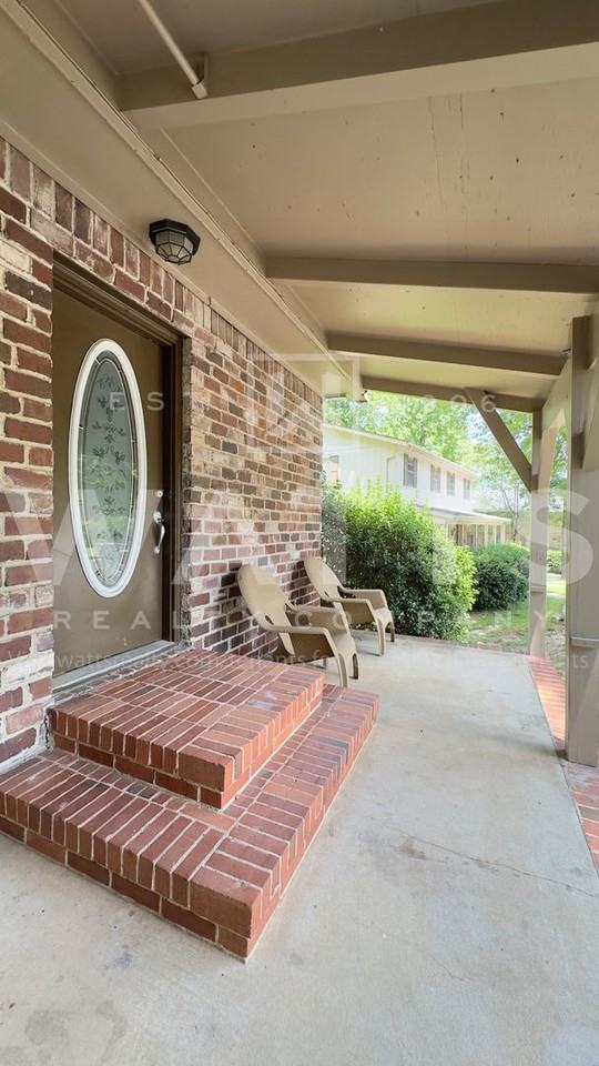 2986 Green Valley Rd - Photo 3 of 35
