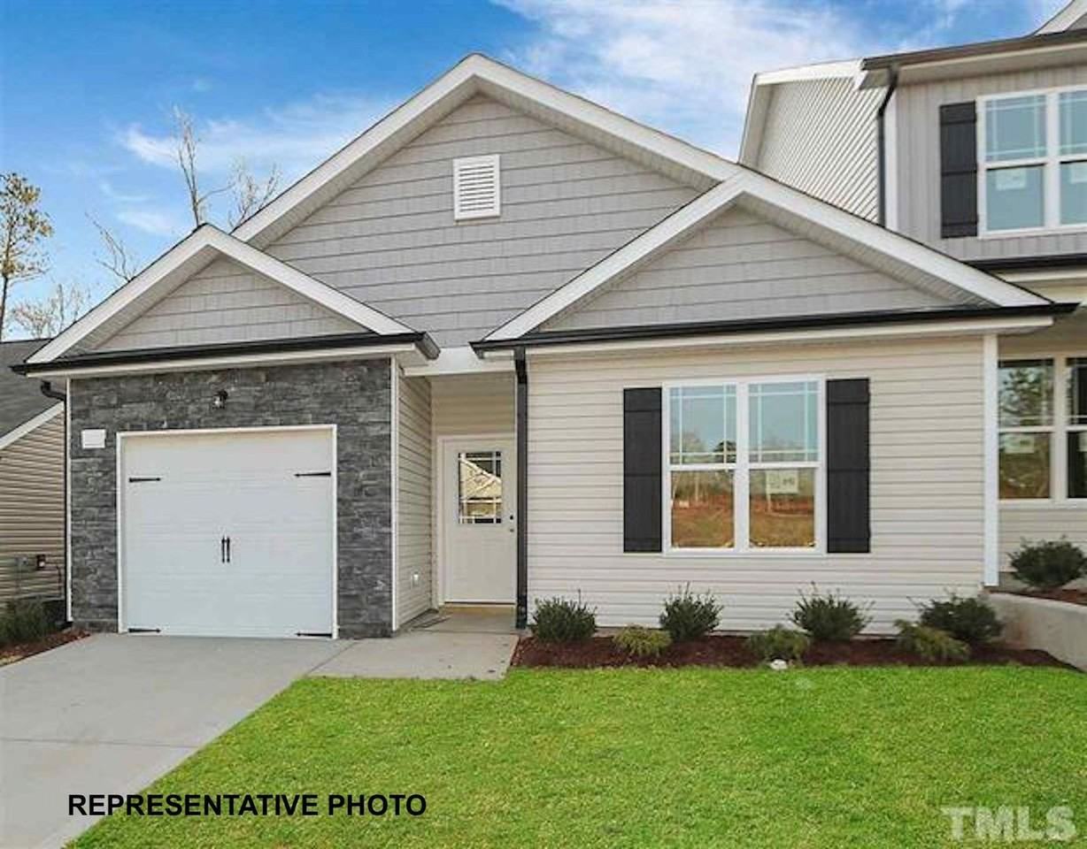 114 Sandstone St - Photo 2 of 8