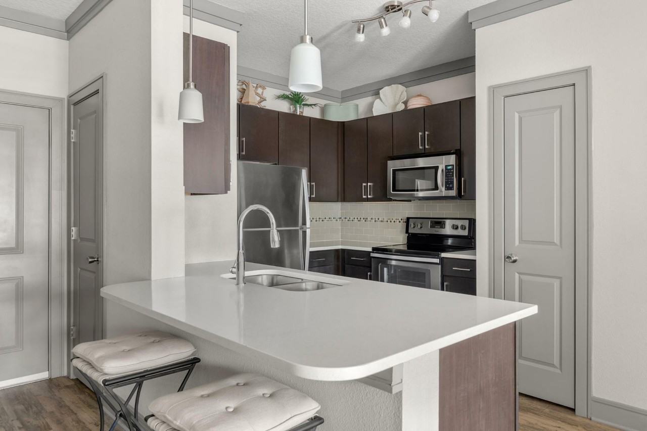 Luxe Lakewood Ranch - Photo 2 of 50