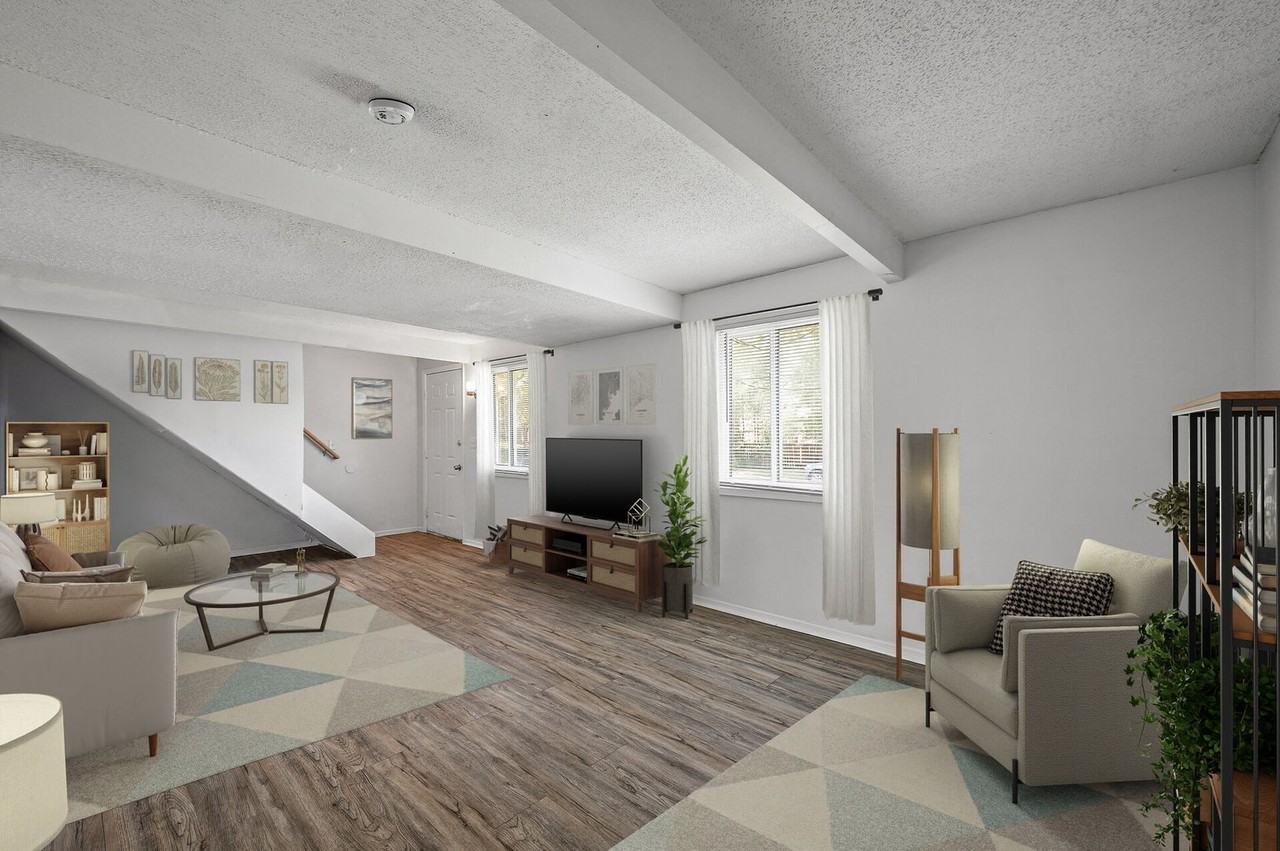 233 26th Ave Ne - Photo 2 of 22